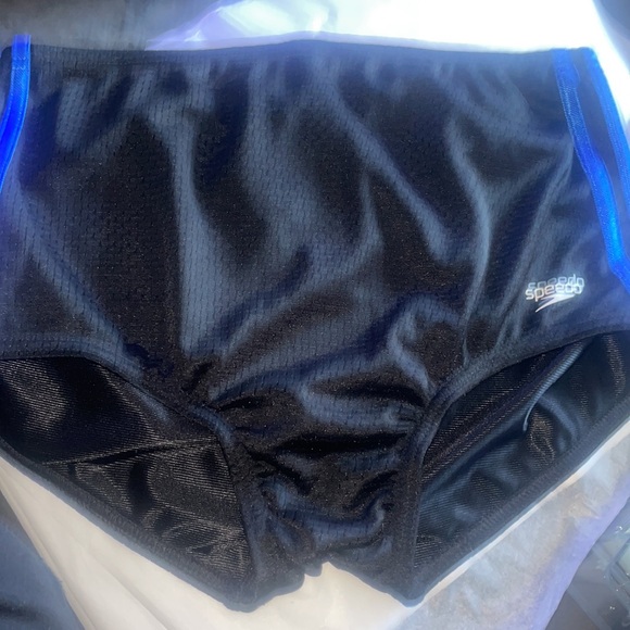 Speedo Men’s Swimsuit Square Leg - Picture 2 of 7